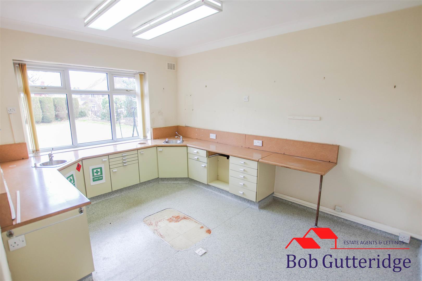DENTAL ROOM